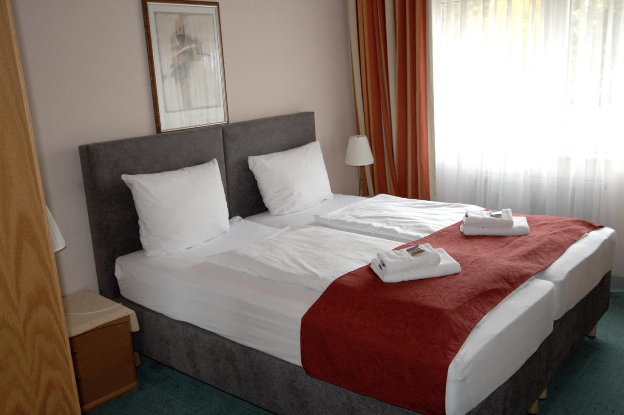 Hotel Leo Muehlhausen Екстер'єр фото