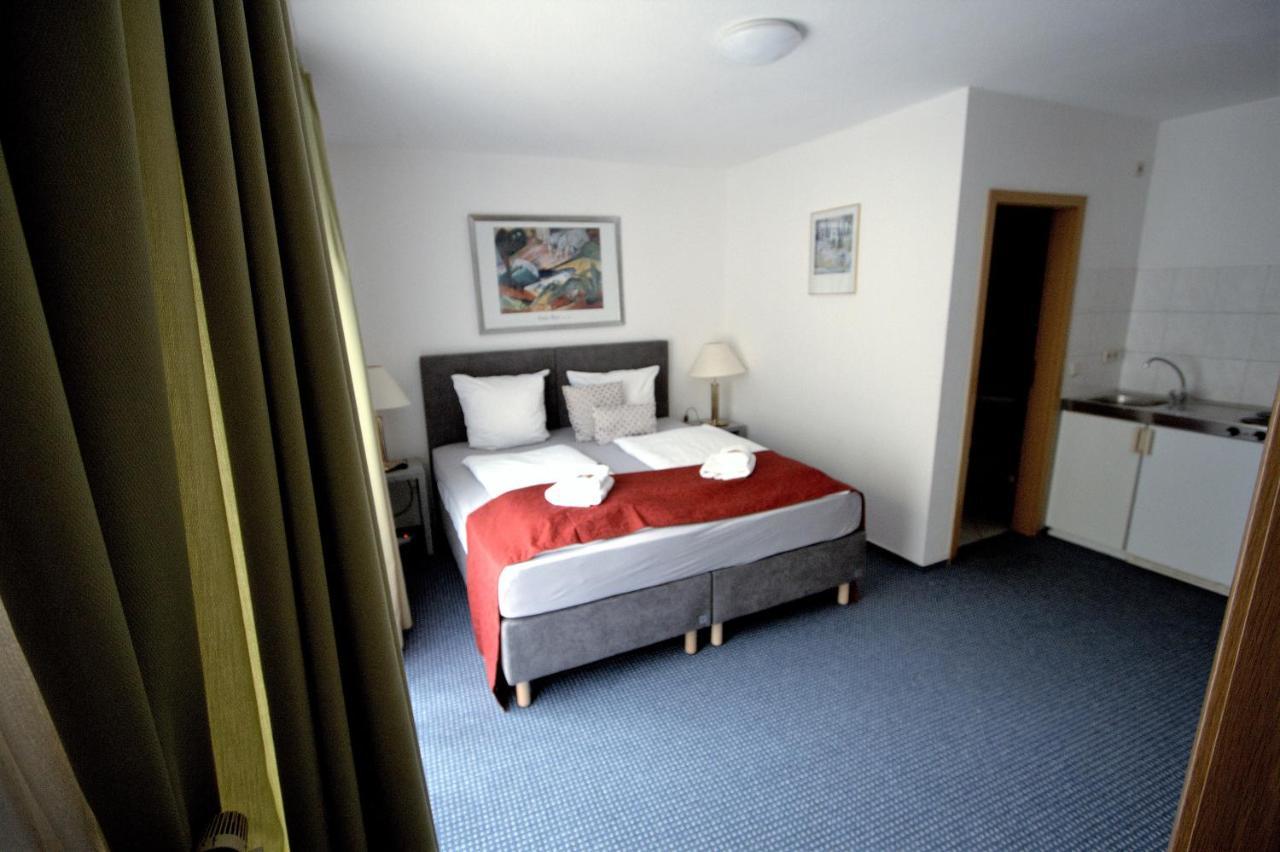 Hotel Leo Muehlhausen Екстер'єр фото