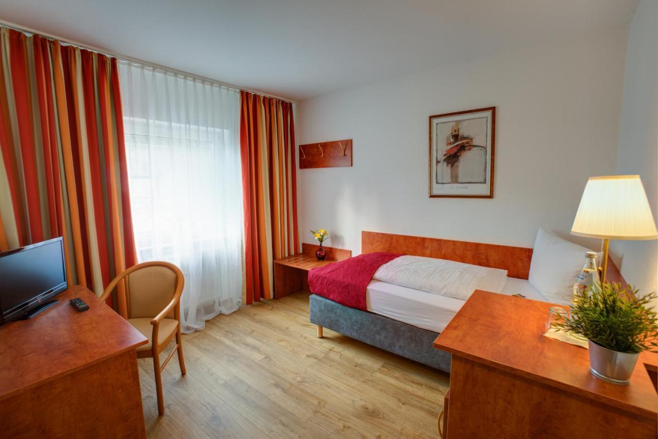 Hotel Leo Muehlhausen Екстер'єр фото