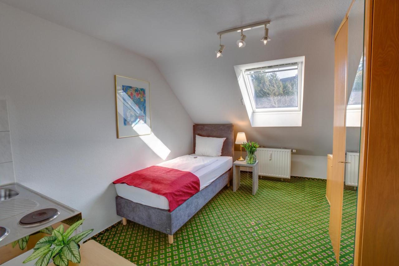 Hotel Leo Muehlhausen Екстер'єр фото